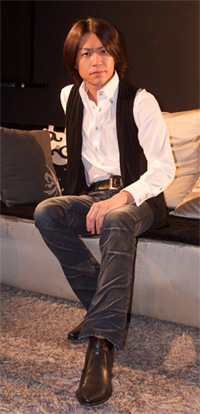 城咲仁プロフィール